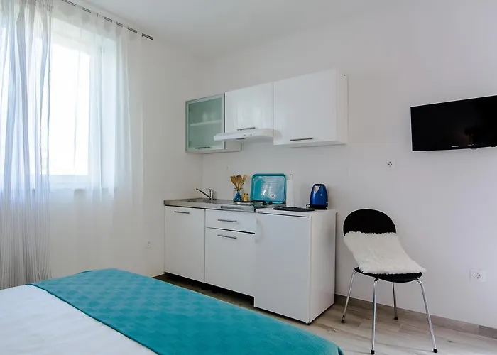 Studio Apartment Stella